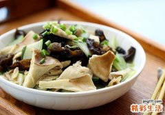猪肚可以和香菇一起炖吗
