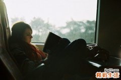 痘痘产生的三大原因