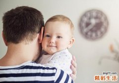 宝宝咳嗽有痰怎么拍背 找对痰的位置，简单4步拍痰！