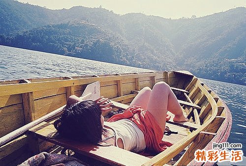 按摩配精油 修复痘印正当时