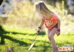 打羽毛球会不会使胳膊变粗壮