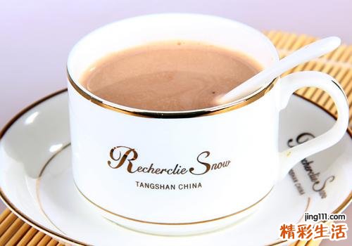 喝奶茶后想吐怎么回事 喝奶茶后恶心怎么处理
