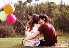 痤疮是什么原因引起的