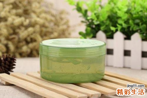 脚气可以涂芦荟胶吗 芦荟胶对脚气管用吗