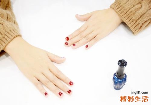 指甲变空了留还是剪掉 指甲空了剪掉还会长吗