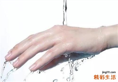 被开水烫伤怎么办 烫伤后怎么处理不留疤