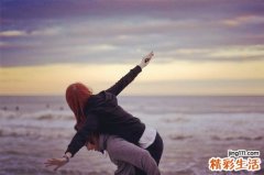 【秋季如何防脱发】三招防脱发攻略