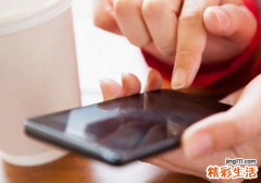 在车上玩手机为什么会头晕想吐