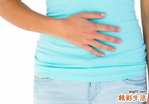 女性宫颈糜烂有哪些症状 宫颈糜烂是怎么引起的