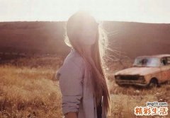 四指反复按摩可放松颈椎肌肉