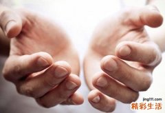 手指长倒刺是什么原因