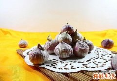 吃大蒜烧心怎么办最快方法如下 吃完大蒜吃这物竟然一点都不辣！