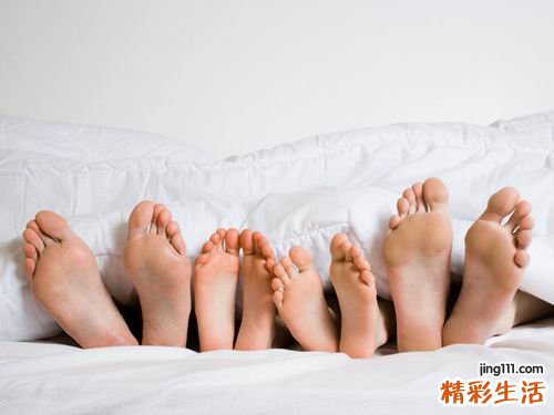 脚抽筋是怎么回事 脚抽筋是什么原因引起的