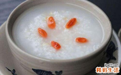 天热胃口不好怎么回事 为何夏天会没胃口