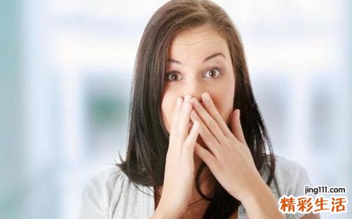 打嗝按哪个穴位 教你按三个穴位制服打嗝！
