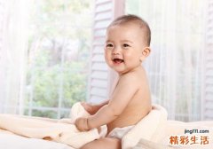 宝宝出生10天老是打嗝怎么办 新生儿打嗝多久消失？