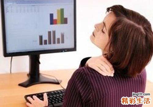 胸闷打嗝就舒服是怎么回事 别以为打打隔就没事了