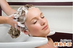 坐月子可以洗头吗