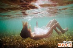 【如何正确卸妆】正确卸妆有方法