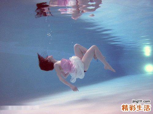【美白面膜应该如何使用】正确使用美白面膜