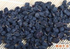 女人每天吃什么最养颜 冬季多吃这些干果