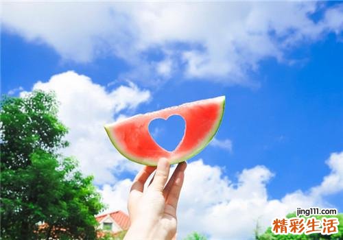 西瓜皮怎么做好吃 精选10道解暑美味