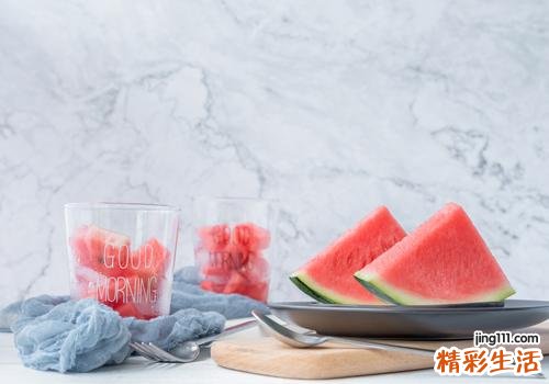西瓜皮可以祛痘吗 西瓜皮敷脸有什么好处