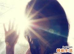 秋冬底妆小技巧 告别尴尬浮粉妆容