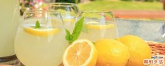 柠檬干好还是鲜柠檬好 女人喝柠檬水的功效与作用