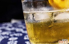 啤酒和榴莲可以一起吃吗 喝啤酒后吃什么好