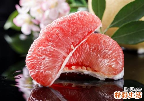 红柚子吃多了好吗 红柚子一天吃多少合适