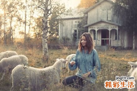 【眼角下垂的原因】如何抑制眼角下垂