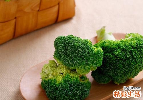 花菜炒洋葱能吃吗 花菜有什么作用