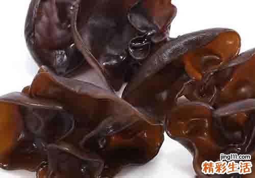 木耳海带能一起吃吗 木耳蒜苗可以一起吃吗
