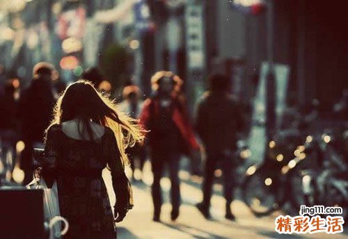 背上长痘痘怎么办呢_背上长痘痘怎么消除