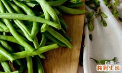 炒豇豆角用焯水吗 豇豆怎么炒不变色