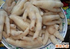 竹荪滚鸡脚汤