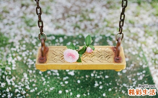 2 失恋后为何觉得更爱对方 失去心理平衡