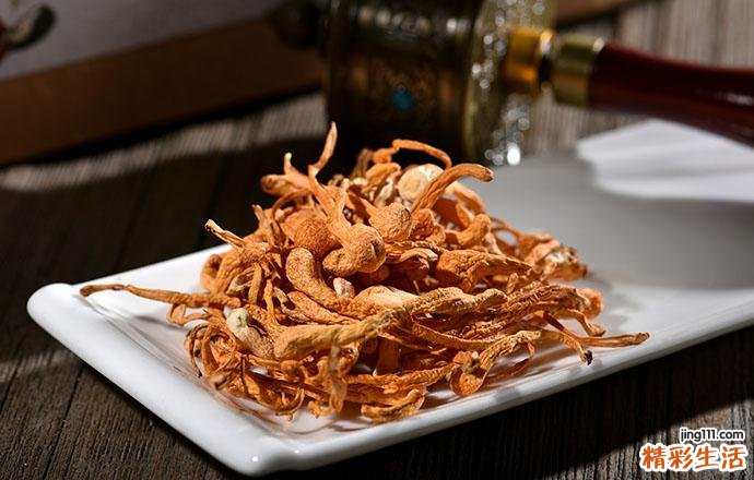 虫草花能泡茶喝吗 虫草花泡水的功效是什么