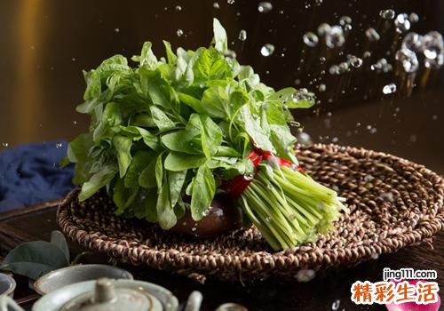吃苋菜有什么好处 苋菜和什么一起吃最好