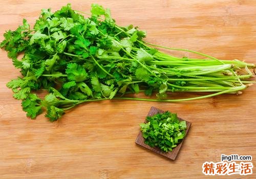 香菜和豆腐可以一起吃吗 香菜和豆腐一起怎么吃