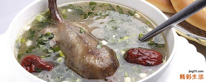 鸽子搭配什么蔬菜 鸽子汤能放香菜吗