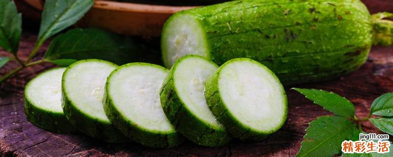 丝瓜和木耳可以一起吃吗 炒丝瓜用不用焯水