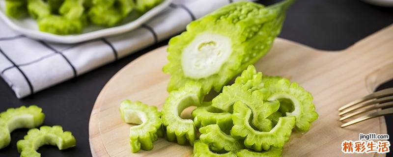 苦瓜茶可以和什么一起泡 苦瓜茶可以天天喝吗