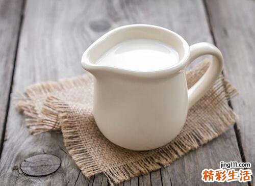喝牛奶助眠，或许只是心理作用