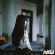 夏天化妆如何不脱妆