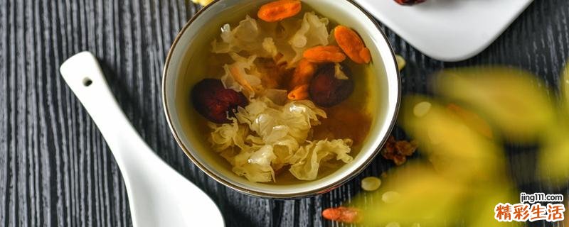 银耳红枣汤里面可以放葡萄干吗 银耳红枣汤能补血补气吗