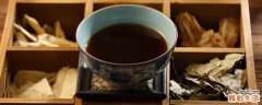 藿香正气水抹在皮肤上可以止痒吗 藿香正气水对脚气有效果吗
