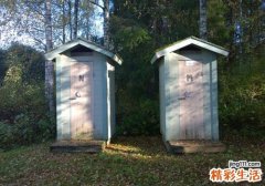 尿液很黄有异味是怎么怎么回事 尿液很黄味道很重是什么原因