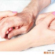 手脚麻木是怎么回事 手脚麻木是重大疾病的先兆